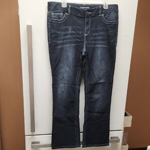 NWOT Maurices Size 18 Short Dark Wash Jeans